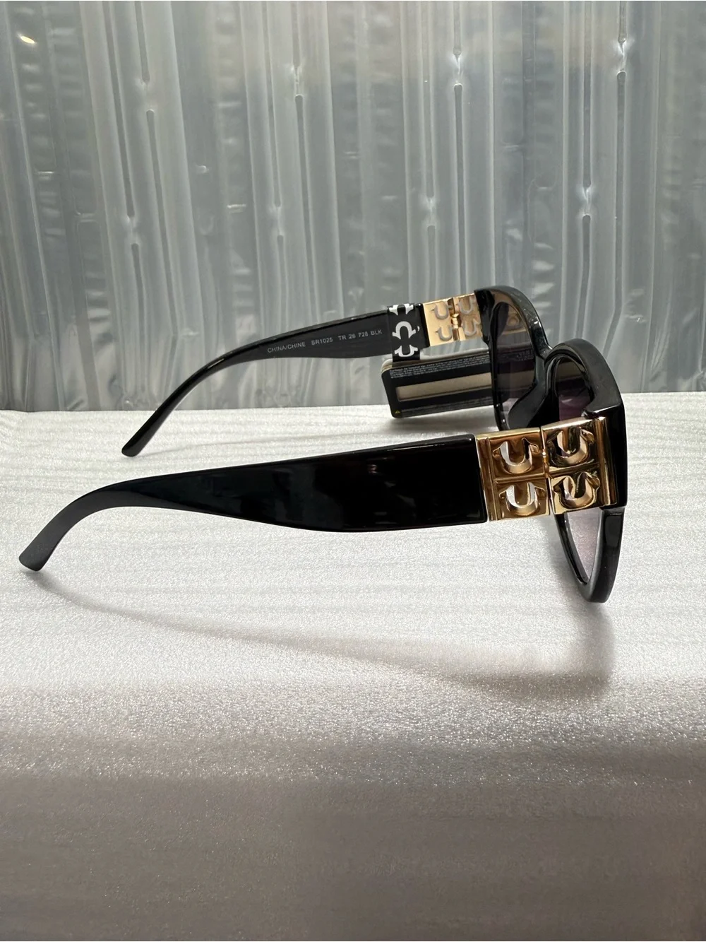 Women’s True Religion Cat Eye Sunglasses Black & Gold Square Oversized-NWT